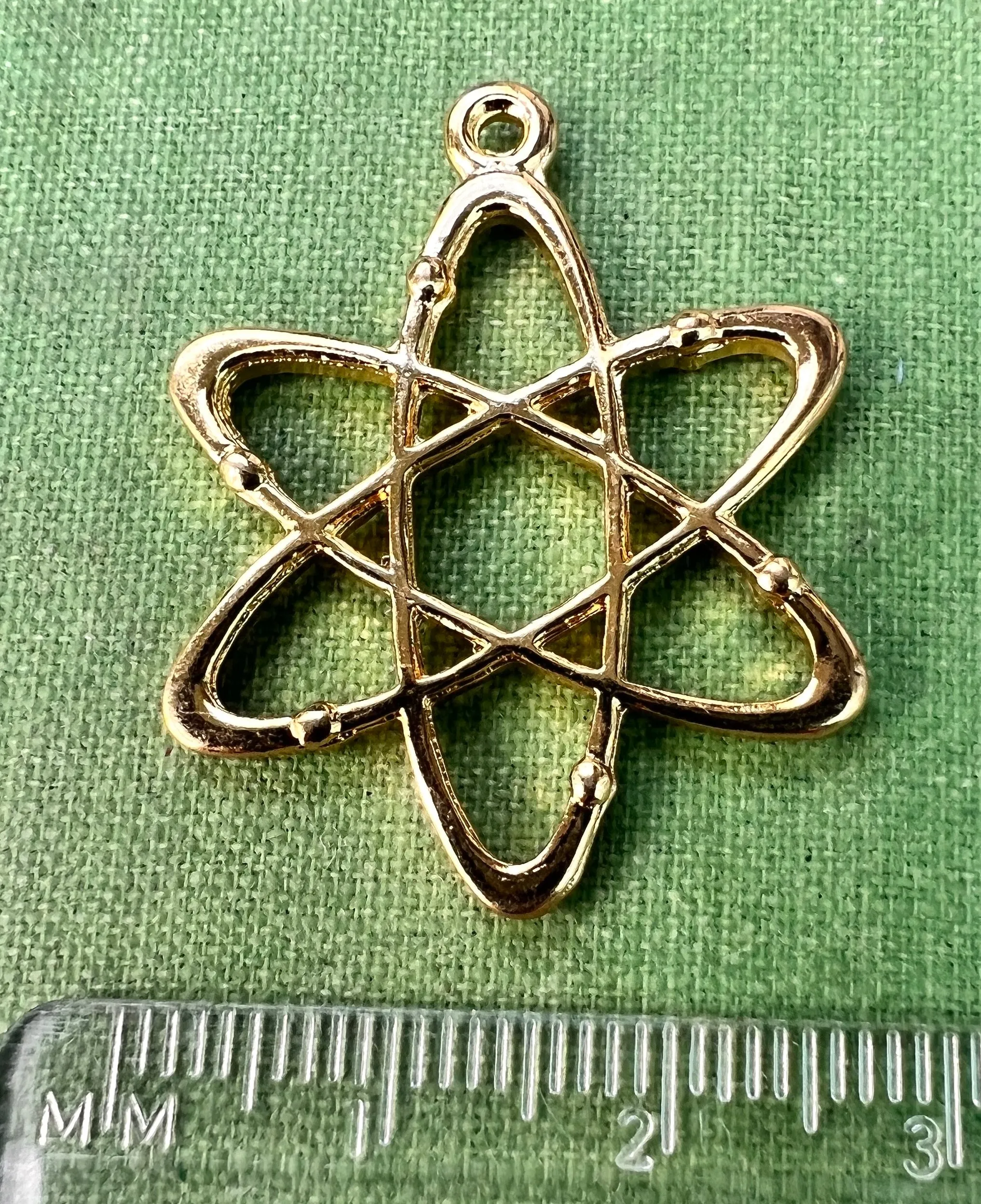 Golden 3cm Electron Path Charm / Pendant