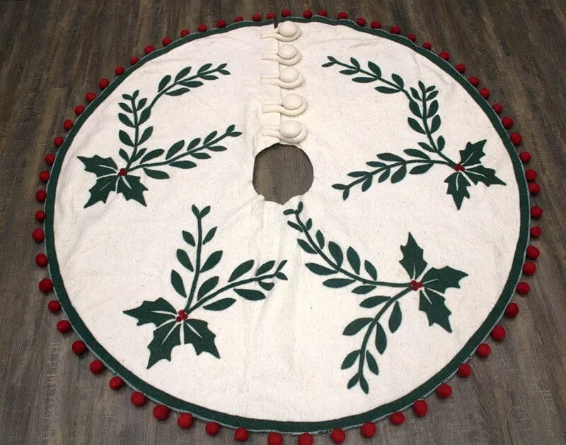 Handmade Wool Tree Skirt - Ivory with Holly