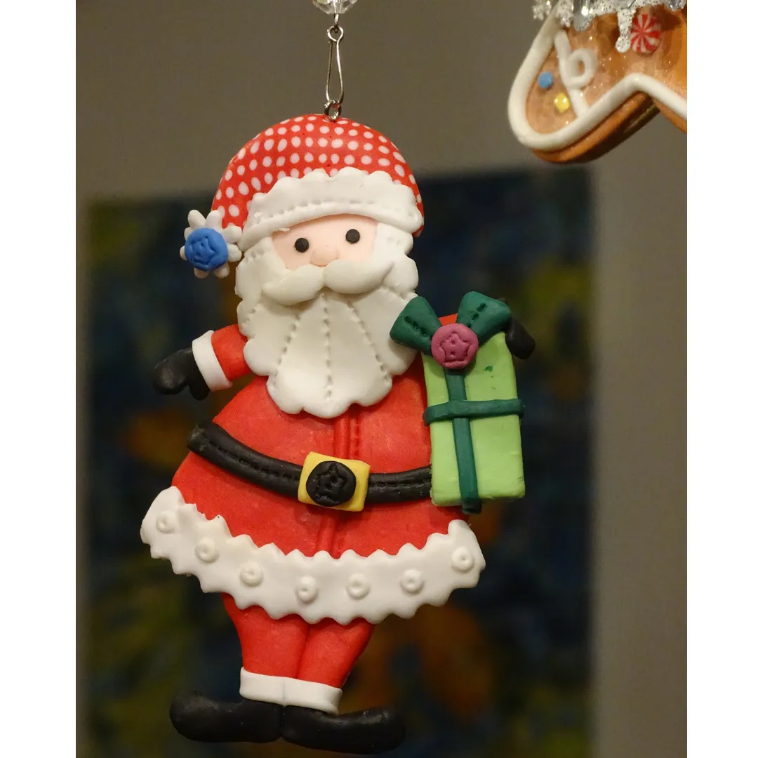 HOLIDAY SANTA - MULTIPLE STYLES (Set/1) MAGNETIC CHANDELIER ORNAMENT