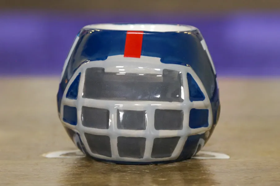 New York Giants - Ceramic Helmet Caddy