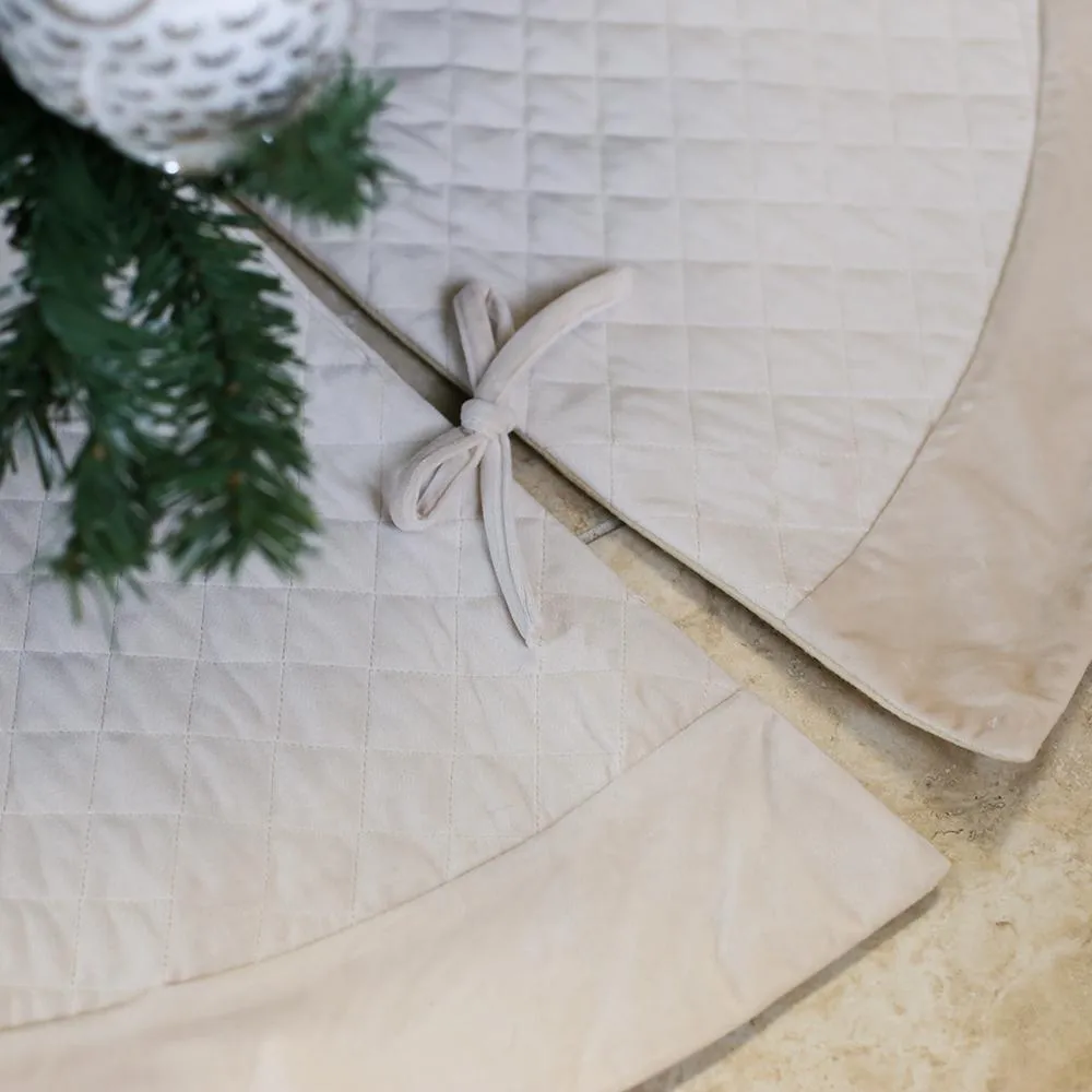 Quilted Tree Skirt in Cream