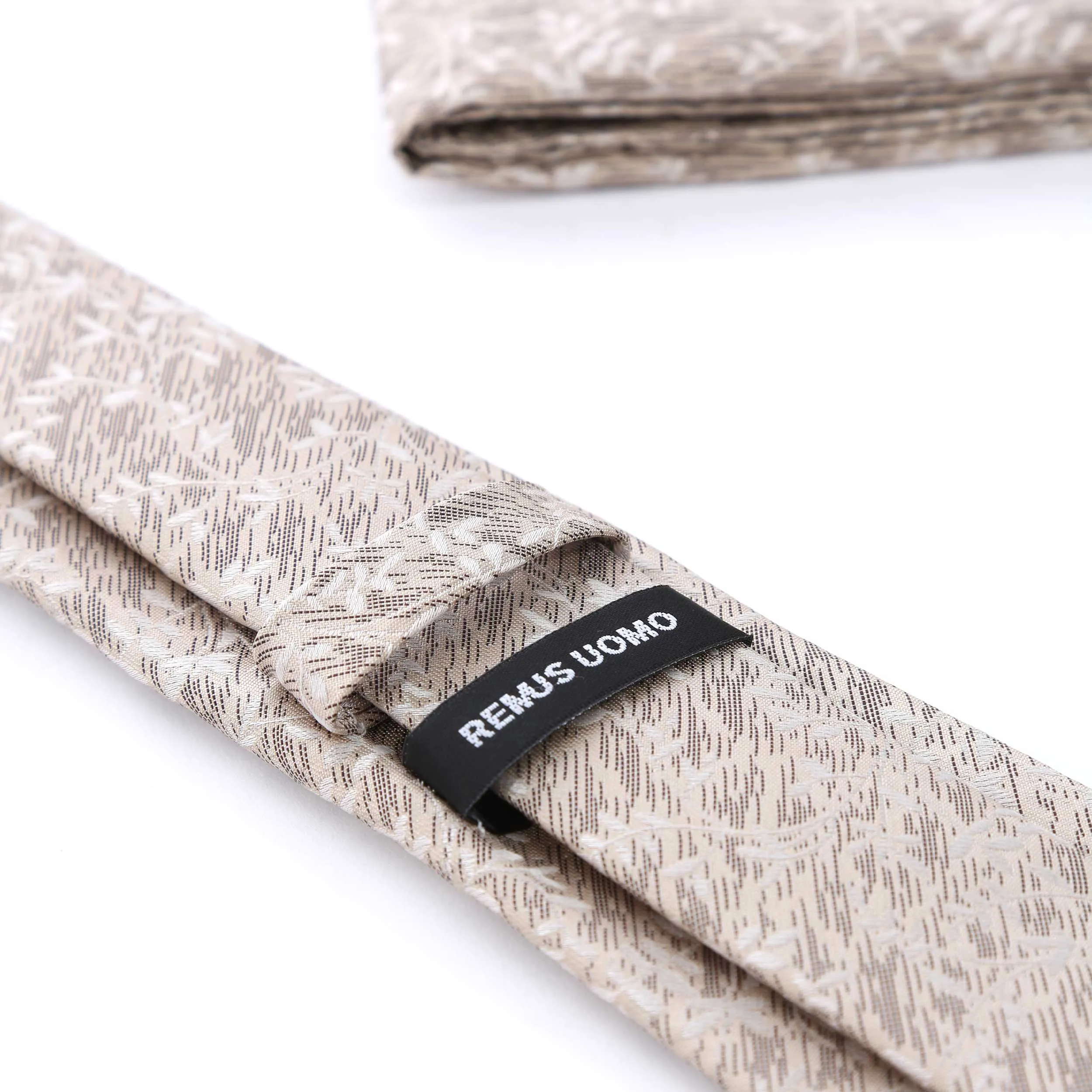 Remus Uomo Floral Tie & Hank Set in Beige