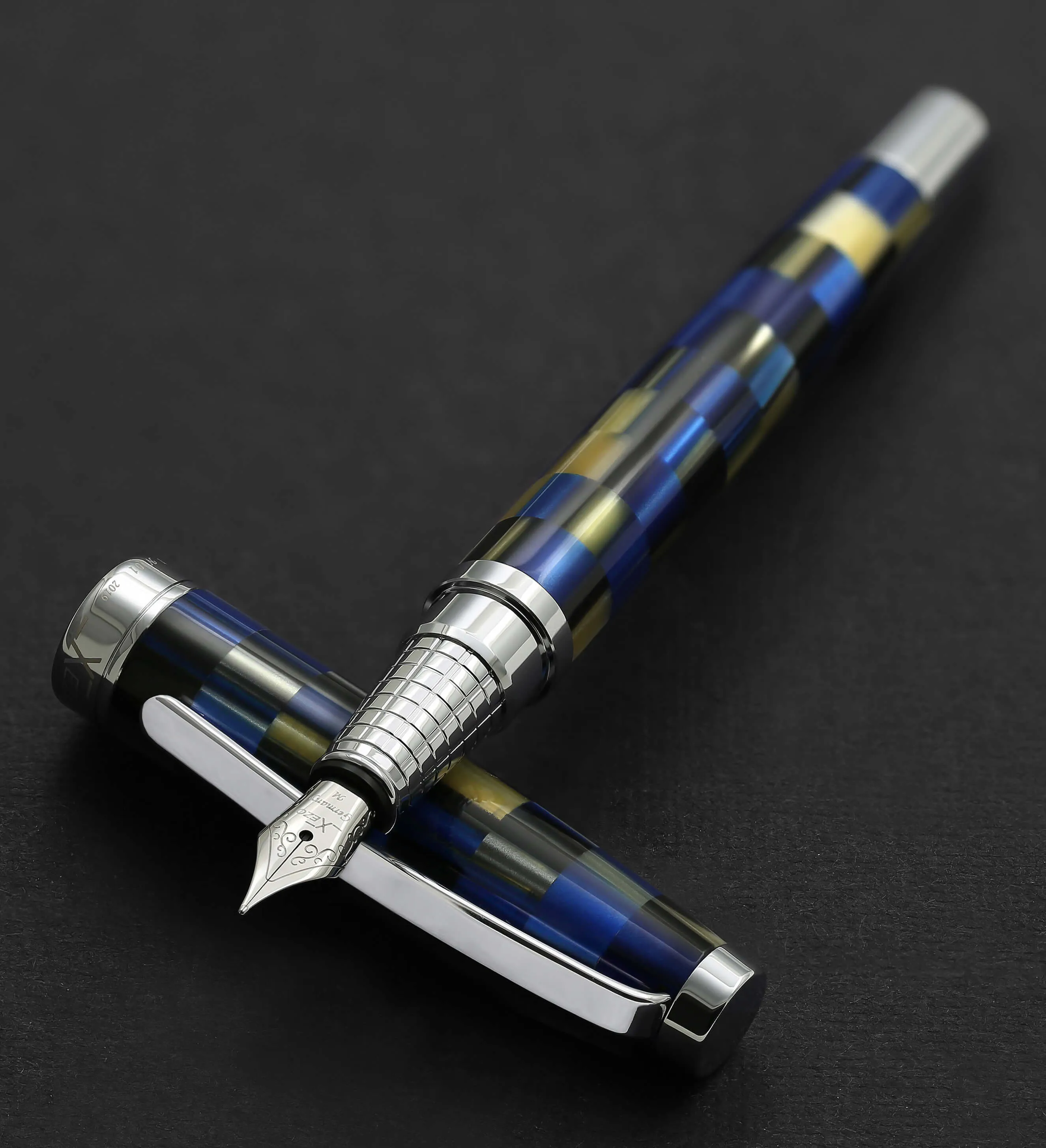 Urbanite I Acrylic & Brass Fountain Pen (Medium Nib) - Modern Blue